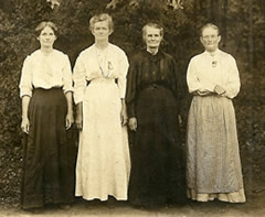 Four unknown women, possibly the four Reeves sisters, including Rebecca.